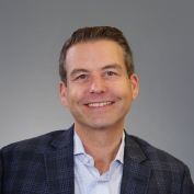 headshot of David Regn